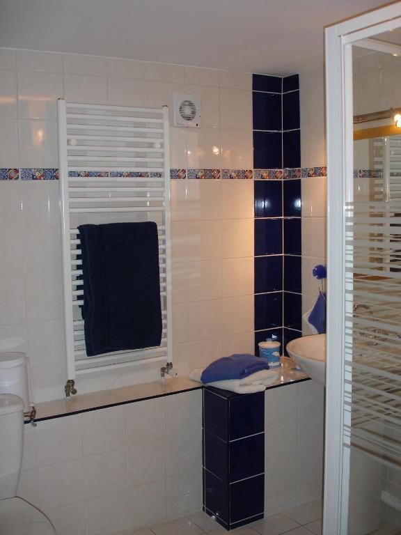 Hotel Domaine De La Grange Neuve La Roque-sur-Pernes Pokoj fotografie